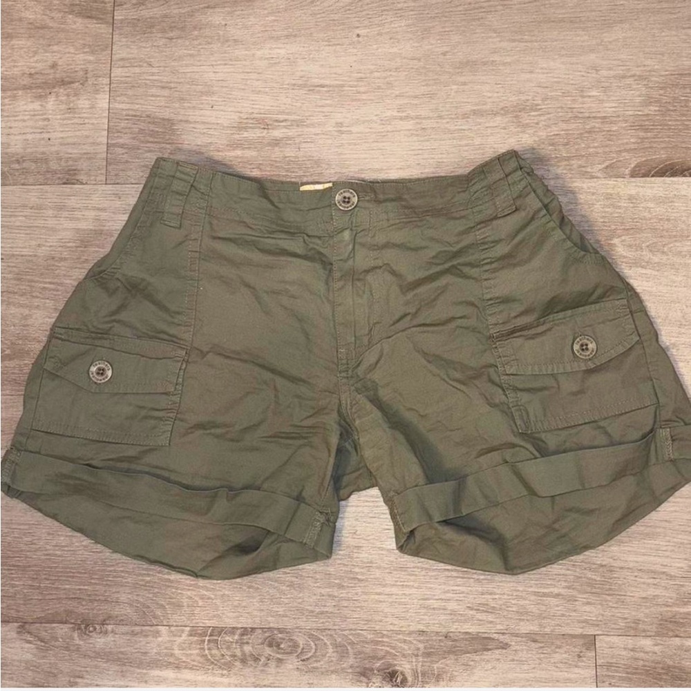 green womens cargo shorts
